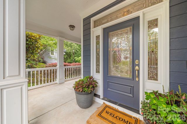 20039 Verlaine Drive, Davidson, NC 28036