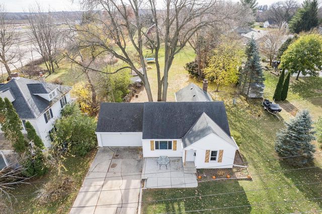 440 Leschinger STREET, Waterloo, WI 53594