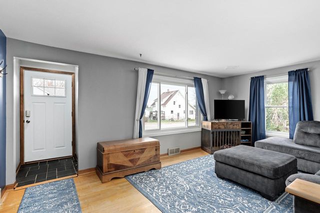 440 Leschinger STREET, Waterloo, WI 53594