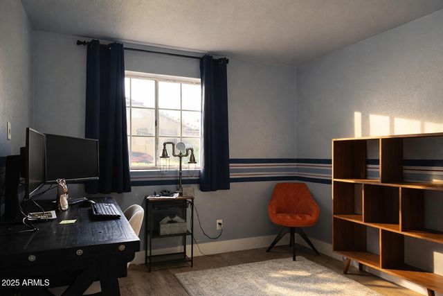 1070 E OAKLAND Street, Chandler, AZ 85225