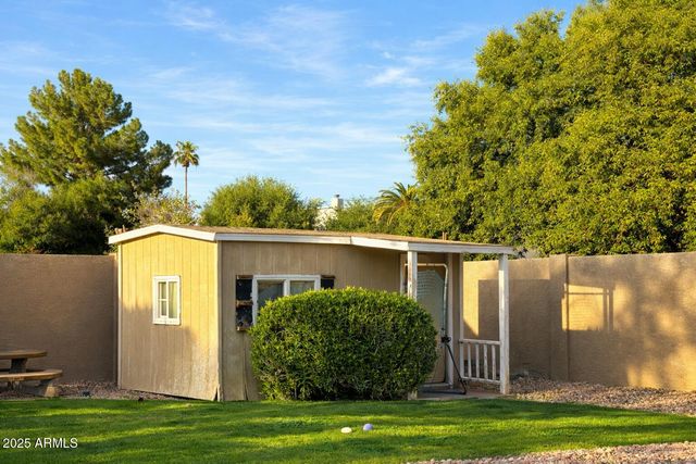 1070 E OAKLAND Street, Chandler, AZ 85225