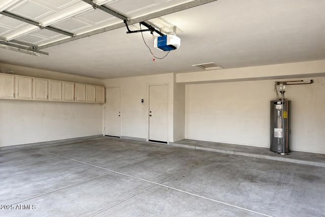 1070 E OAKLAND Street, Chandler, AZ 85225