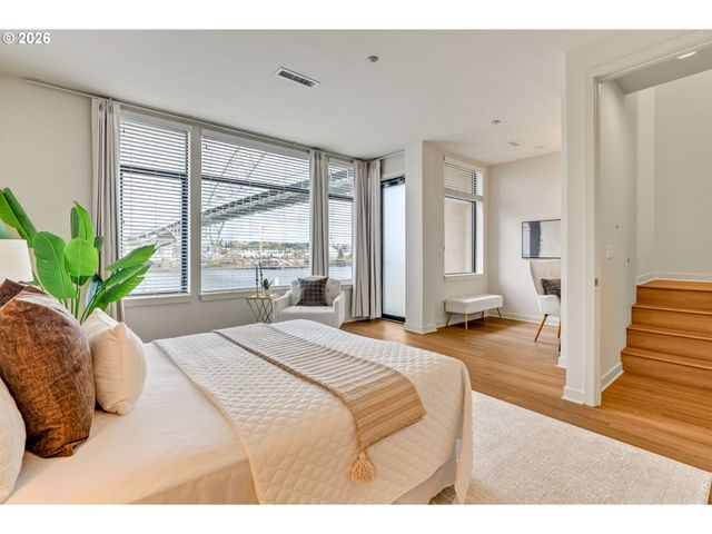 2124 Nw 16TH Ave, Portland, OR 97209