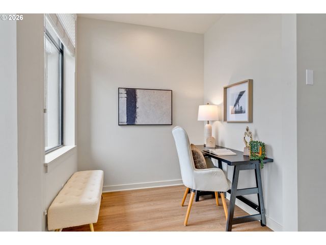 2124 Nw 16TH Ave, Portland, OR 97209