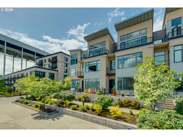 2124 Nw 16TH Ave, Portland, OR 97209