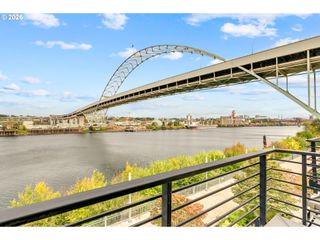 2124 Nw 16TH Ave, Portland, OR 97209