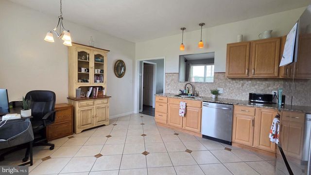 8553 IRONSHIRE STATION RD, Berlin, MD 21811
