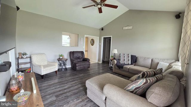 8553 IRONSHIRE STATION RD, Berlin, MD 21811