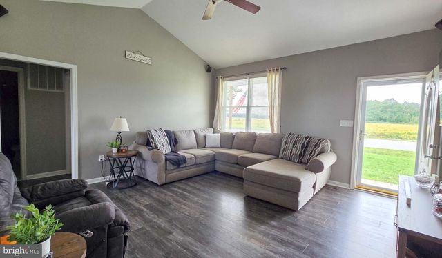 8553 IRONSHIRE STATION RD, Berlin, MD 21811