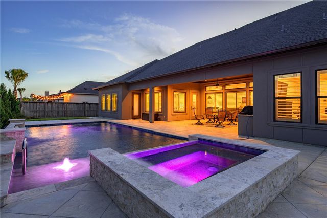 2005 Yellowstone Trail, Friendswood, TX 77546