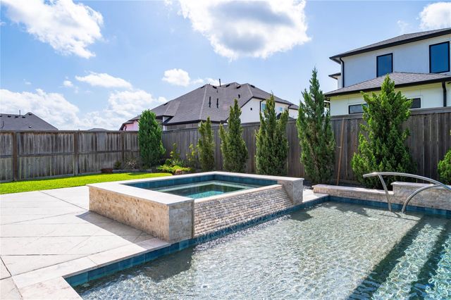 2005 Yellowstone Trail, Friendswood, TX 77546