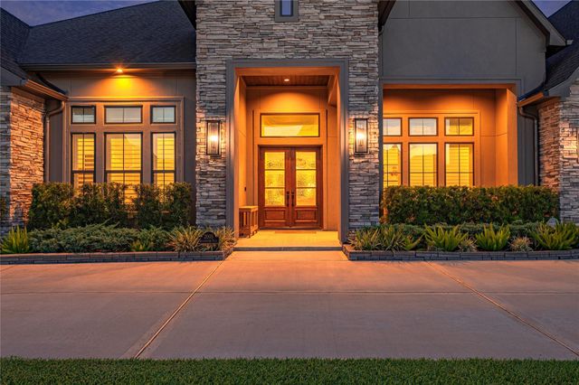 2005 Yellowstone Trail, Friendswood, TX 77546