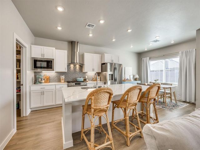 8112 NW 153rd Street, Edmond, OK 73013