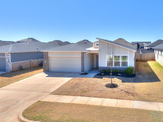 8112 NW 153rd Street, Edmond, OK 73013