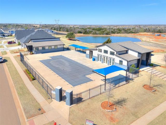 8112 NW 153rd Street, Edmond, OK 73013