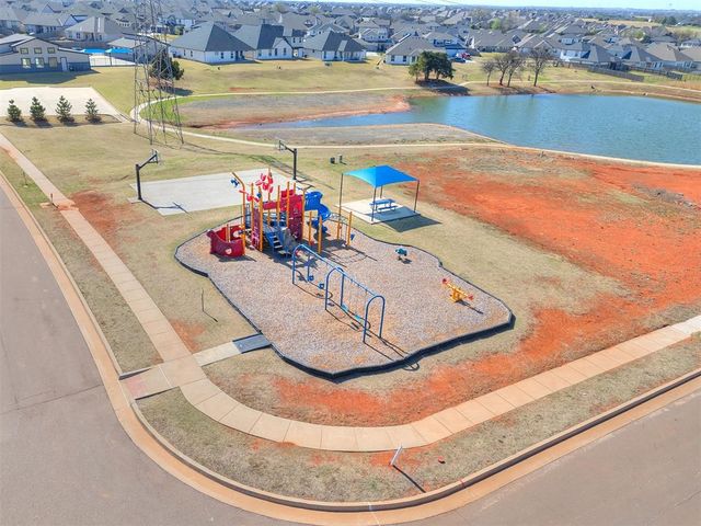 8112 NW 153rd Street, Edmond, OK 73013