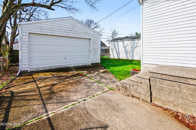 3141 Schneider Road, Toledo, OH 43614
