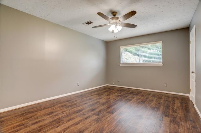 9631 Fairdale Lane, Houston, TX 77063