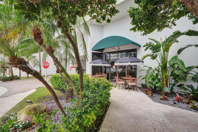 20281 E Country Club Dr 615, Aventura, FL 33180