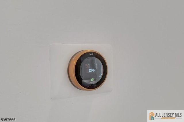 32 Palm Street, Newark, NJ 07106