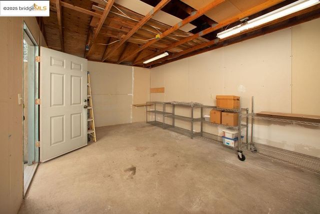 1651 Michael Dr, Pinole, CA 94564