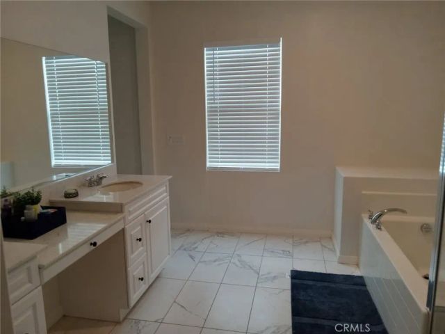 10552 Sunnymead Crest, Moreno Valley, CA 92557