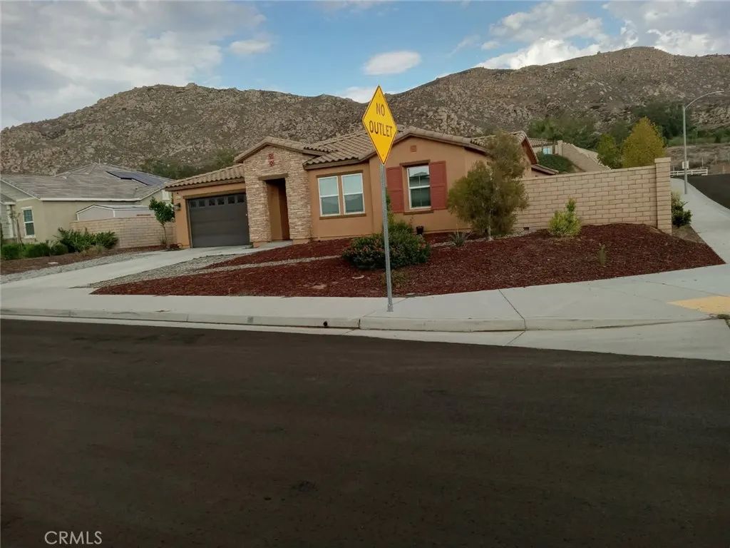 10552 Sunnymead Crest, Moreno Valley, CA 92557