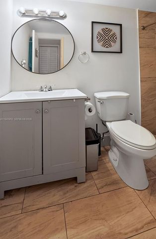 20311 NE 2nd Ave 15, Miami, FL 33179