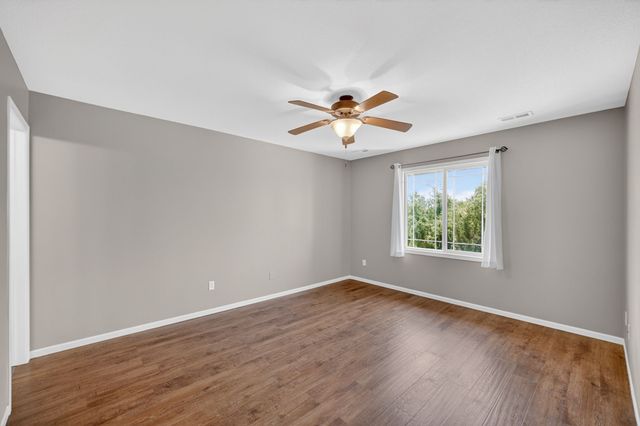3009 SE Glenstone Drive, Grimes, IA 50111