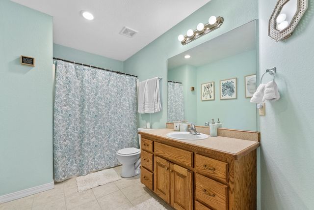 578 S Kingsgate Court, Nixa, MO 65714