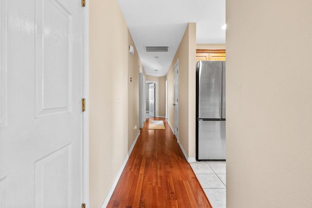 578 S Kingsgate Court, Nixa, MO 65714