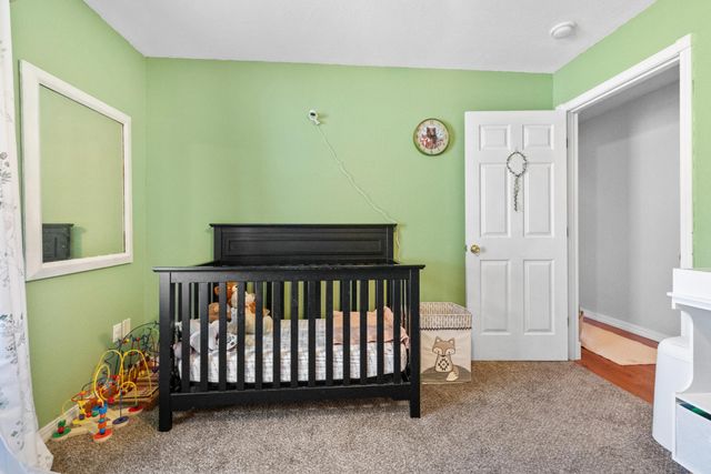 578 S Kingsgate Court, Nixa, MO 65714