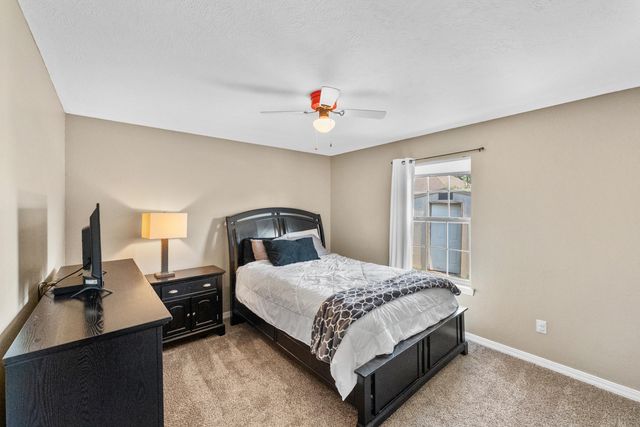 578 S Kingsgate Court, Nixa, MO 65714