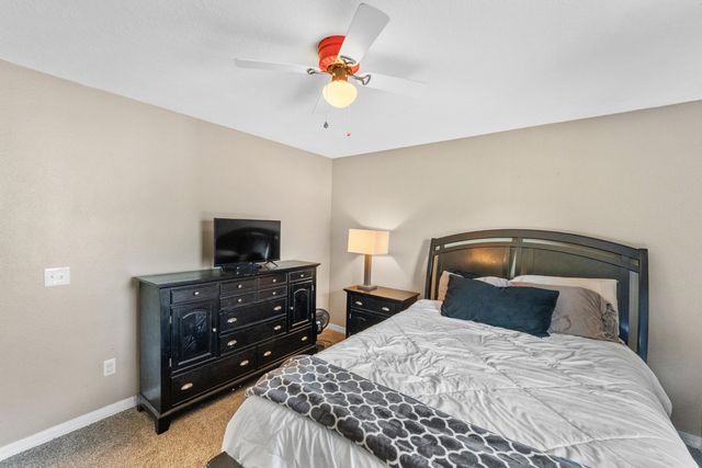 578 S Kingsgate Court, Nixa, MO 65714