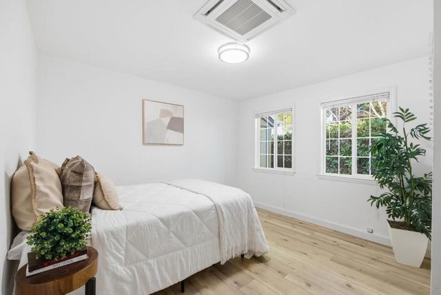 Ellsworth Place, Palo Alto, CA 94306