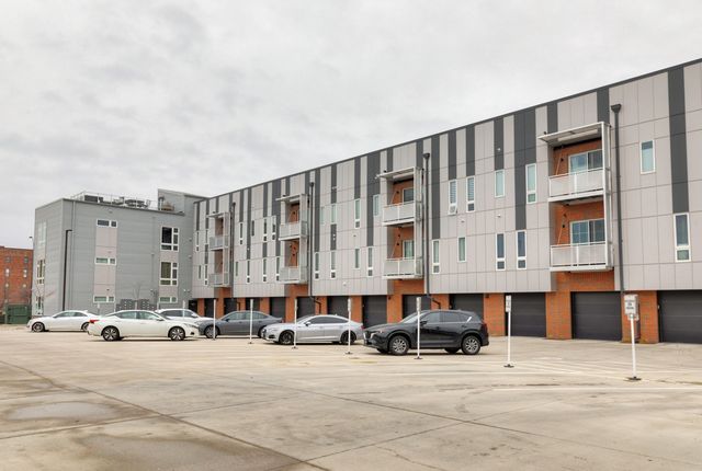 400 SW 7th Street 304, Des Moines, IA 50309