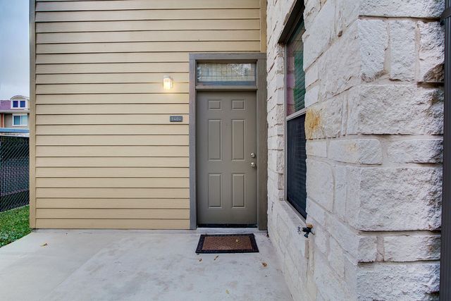 1201 Grove BLVD 1404 A, Austin, TX 78741