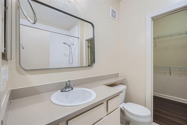 1201 Grove BLVD 1404 A, Austin, TX 78741