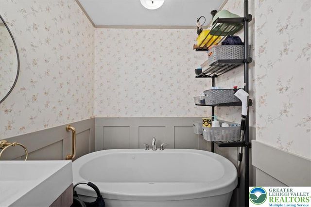 2308 3rd Street, Easton, PA 18042