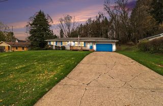 2739 Hillcrest Drive, New Era, MI 49446
