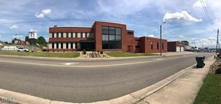 1913 West State Street, Bristol, VA 24201