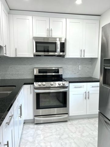 5051 W Oakland Park Boulevard 204, Lauderdale Lakes, FL 33313