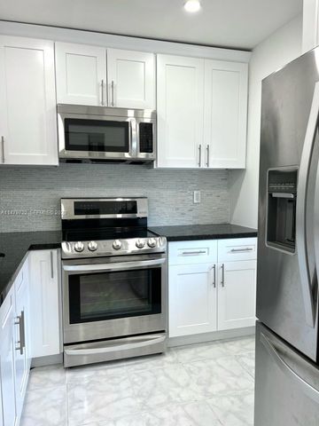 5051 W Oakland Park Boulevard 204, Lauderdale Lakes, FL 33313