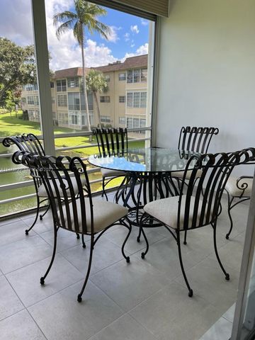5051 W Oakland Park Boulevard 204, Lauderdale Lakes, FL 33313