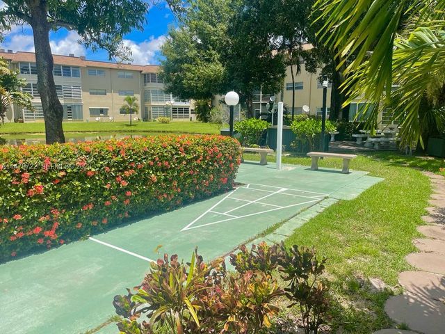 5051 W Oakland Park Boulevard 204, Lauderdale Lakes, FL 33313