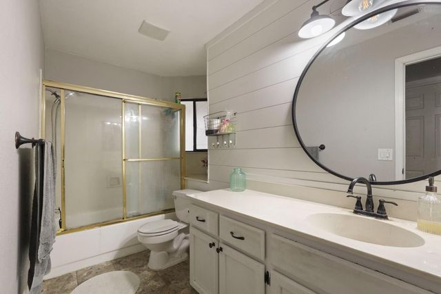 658 Sandpiper Cir, Lodi, CA 95240