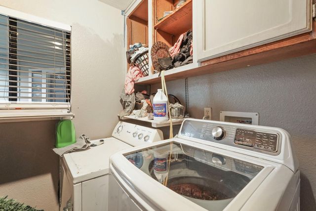 658 Sandpiper Cir, Lodi, CA 95240