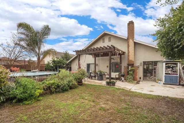 658 Sandpiper Cir, Lodi, CA 95240