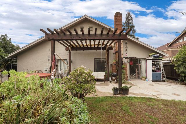 658 Sandpiper Cir, Lodi, CA 95240