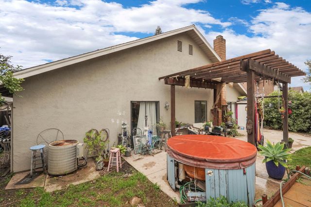 658 Sandpiper Cir, Lodi, CA 95240